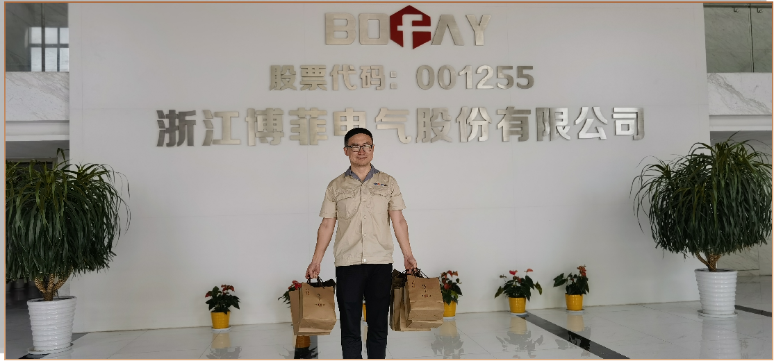 月圆中秋，情满z6尊龙官方网站——中秋月饼福利温暖送达